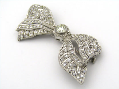 Platinum and diamonds Art Deco brooch.