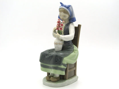 Lladro "Flower Harmony" figurine.