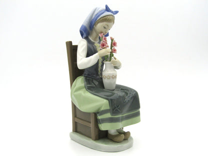 Lladro "Flower Harmony" figurine.