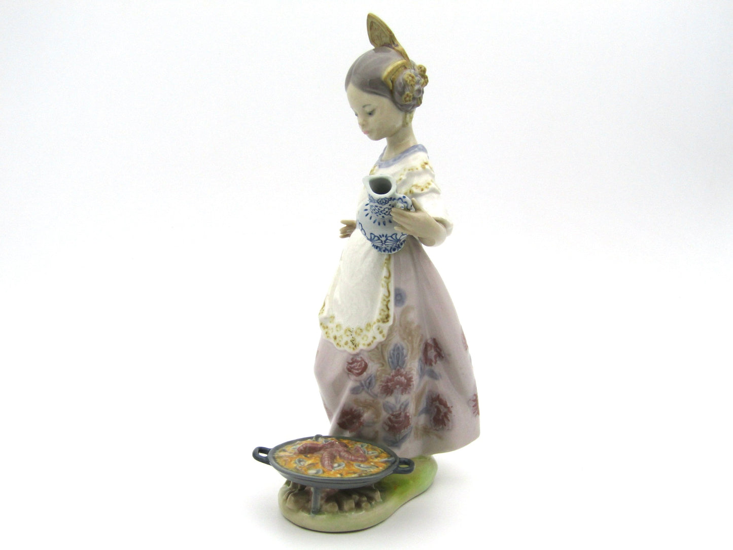 Lladro "Making Paella" figurine.