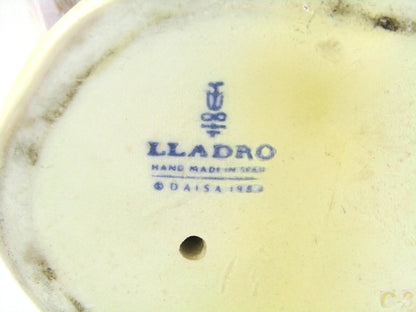 Lladro "Making Paella" figurine.