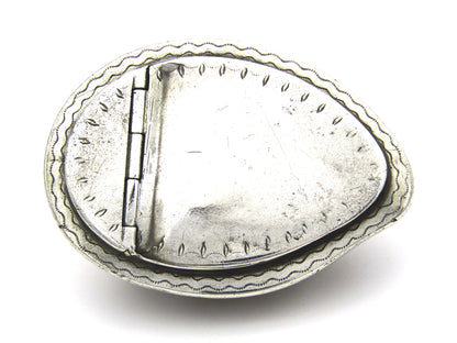 Cape silver cowrie shell snuff box by John Townsend, Circa 1825.